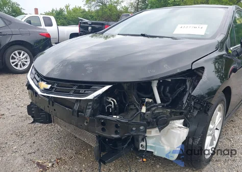 2017 Chevrolet Cruze Lt Auto z USA, uszkodzony, nr VIN 3G1BE6SM8HS511613